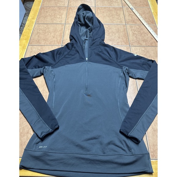 Nike Pro Hoodie Womens Sz Medium Gray Black 1/2 Zip‎ Dri Fit Training Fleece - Picture 1 of 9